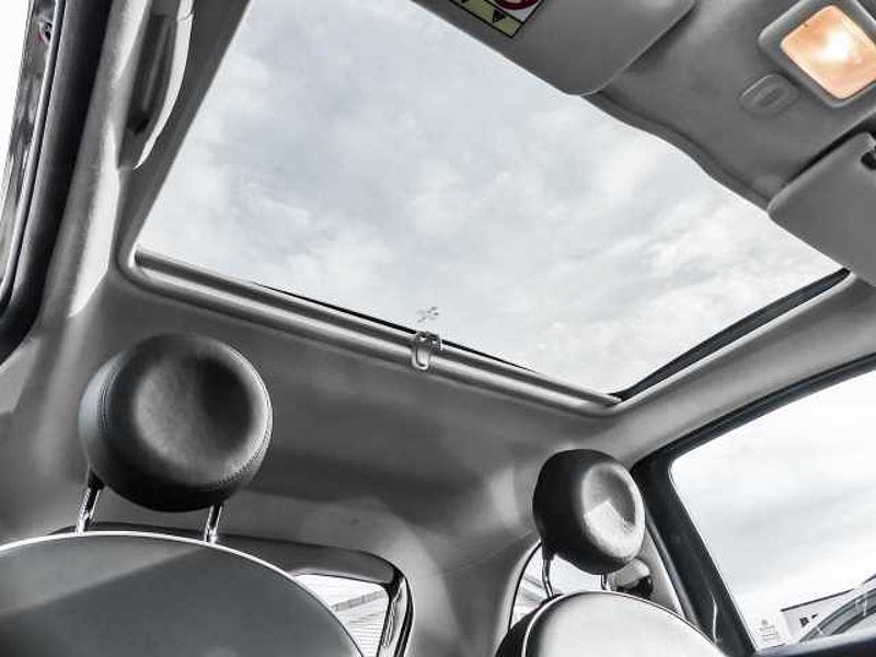 Fiat 500 Lounge 1.2 8V EU6d-T Panorama Memory Sitze Musikstreaming e-Sitze Temp Tel. -Vorb